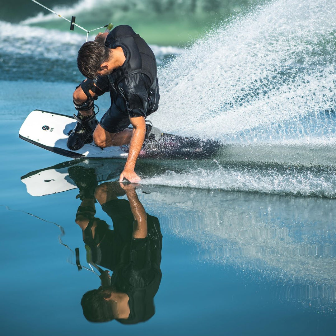Hyperlite Cryptic Wakeboard 2022