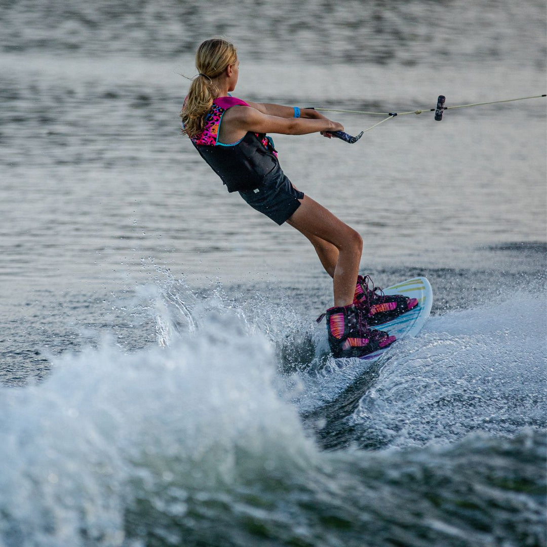 Hyperlite Divine Jr Wakeboard 2025