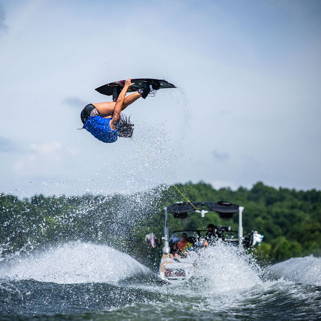 Hyperlite Eden Wakeboard 2026