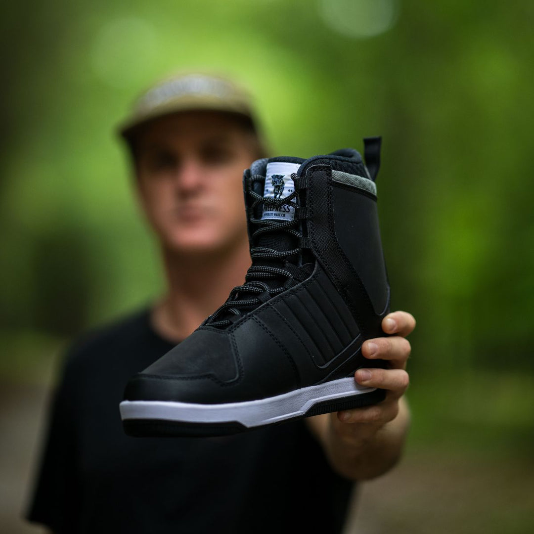 Hyperlite Freepress Wakeboard Bindings 2024