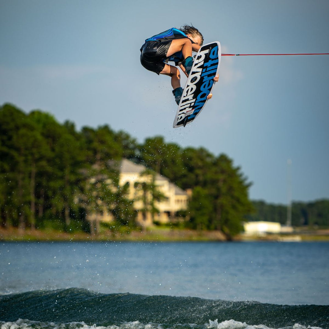 Hyperlite Motive Jr Wakeboard 2025