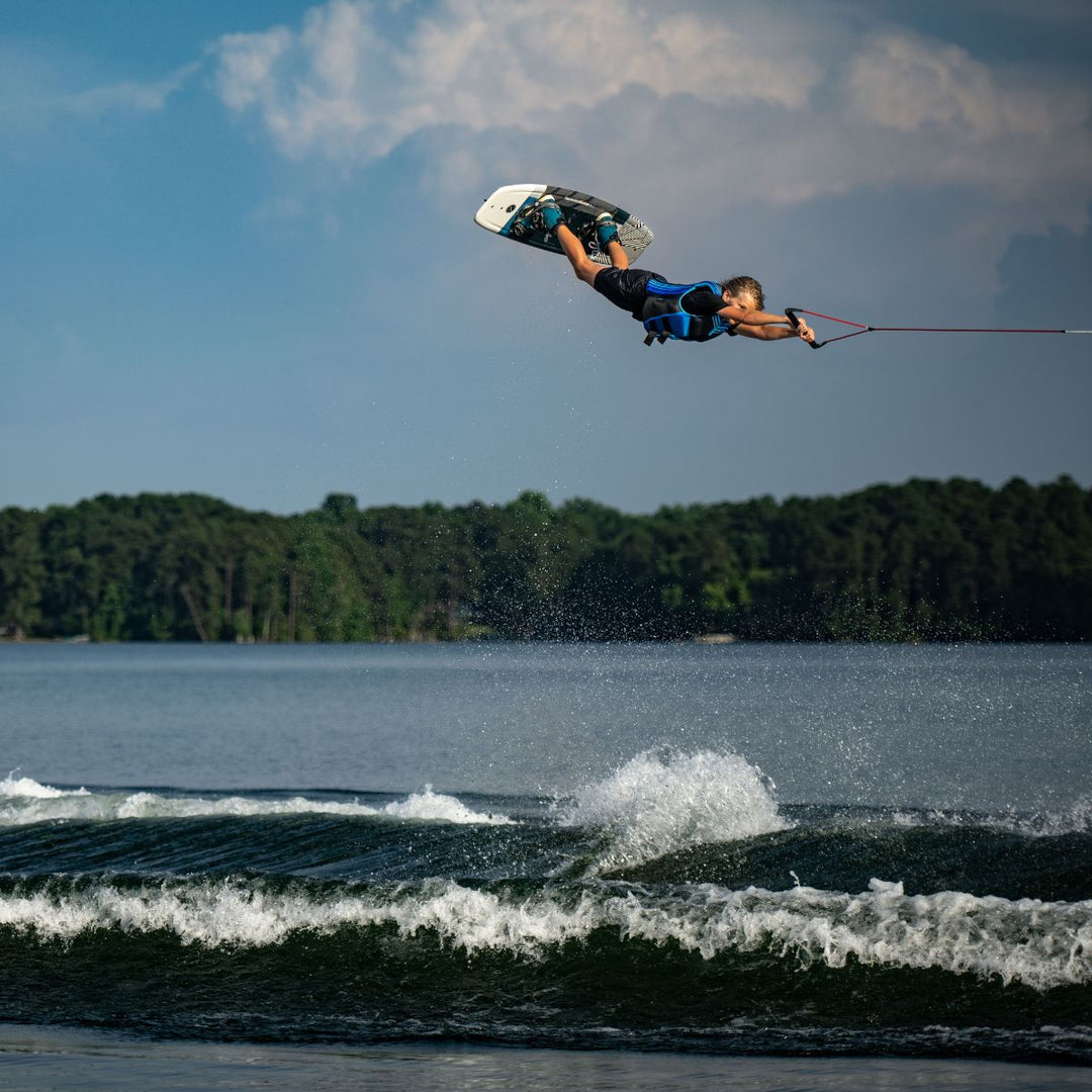 Hyperlite Motive Jr Wakeboard 2025