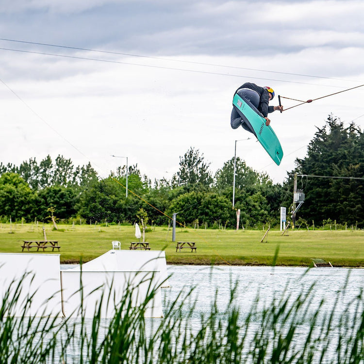 Hyperlite Pleasure Cable Wakeboard 2025 | The Hyperlite Store