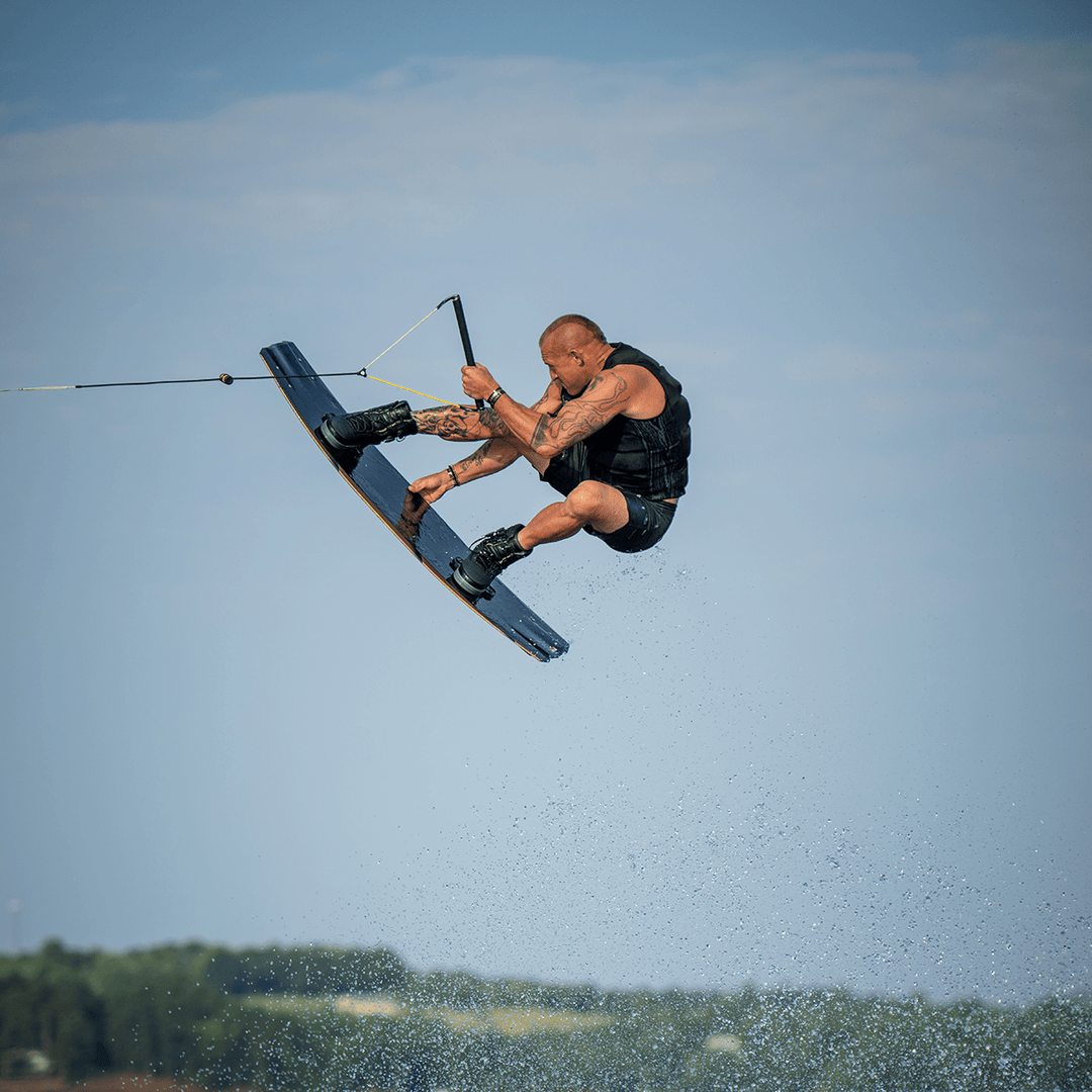 Hyperlite Rusty Pro w/Team X Wakeboard Package 2023